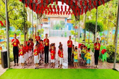 Hoạt động chòa mừng kỷ niệm cách mạng tháng 8 thành công và quốc khánh 2/9